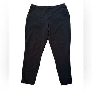 Coolibar Women’s Sz L UPF50+ Black Slim Ankle Pants
Lightweight Notched Cuff